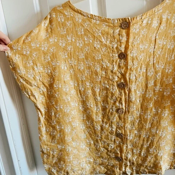 Floral Linen Flowy Shirt - Picture 4 of 6